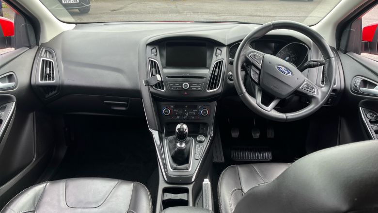 Ford Focus 1.0 EcoBoost 125 Titanium 5dr Petrol Hatchback